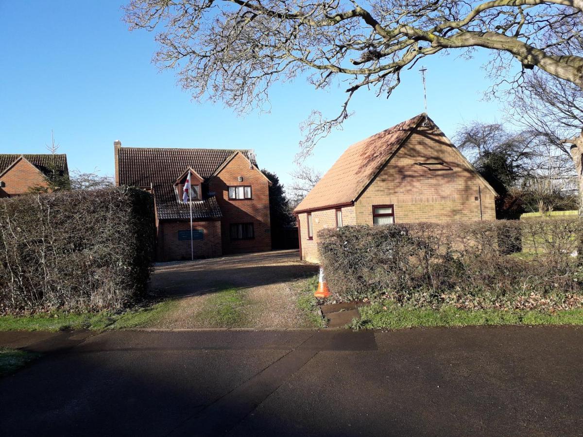 Matilda'S Wee Hutte Daventry Exterior foto